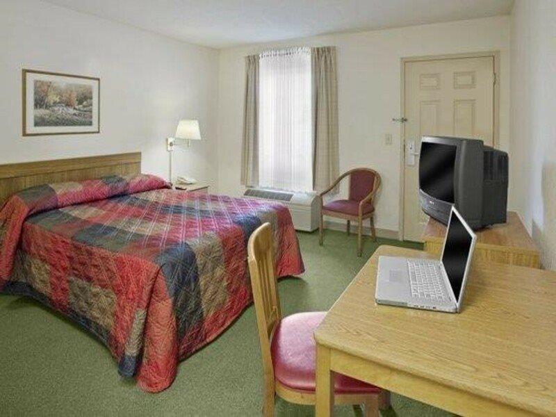 โฮมทาวน์ สตูดิโอ ดัลลัส - เมสกีต Motel เมสกีท ภายนอก รูปภาพ